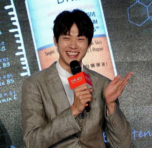 娱乐圈吃瓜第一线磕cp